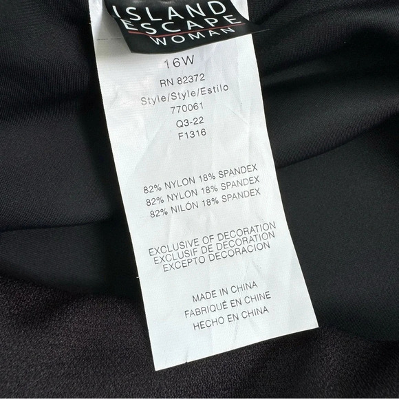 NWT Island Escape Plus Size Solid Swim Skirt Black Thigh Minimizer Size 16W - Picture 10 of 12